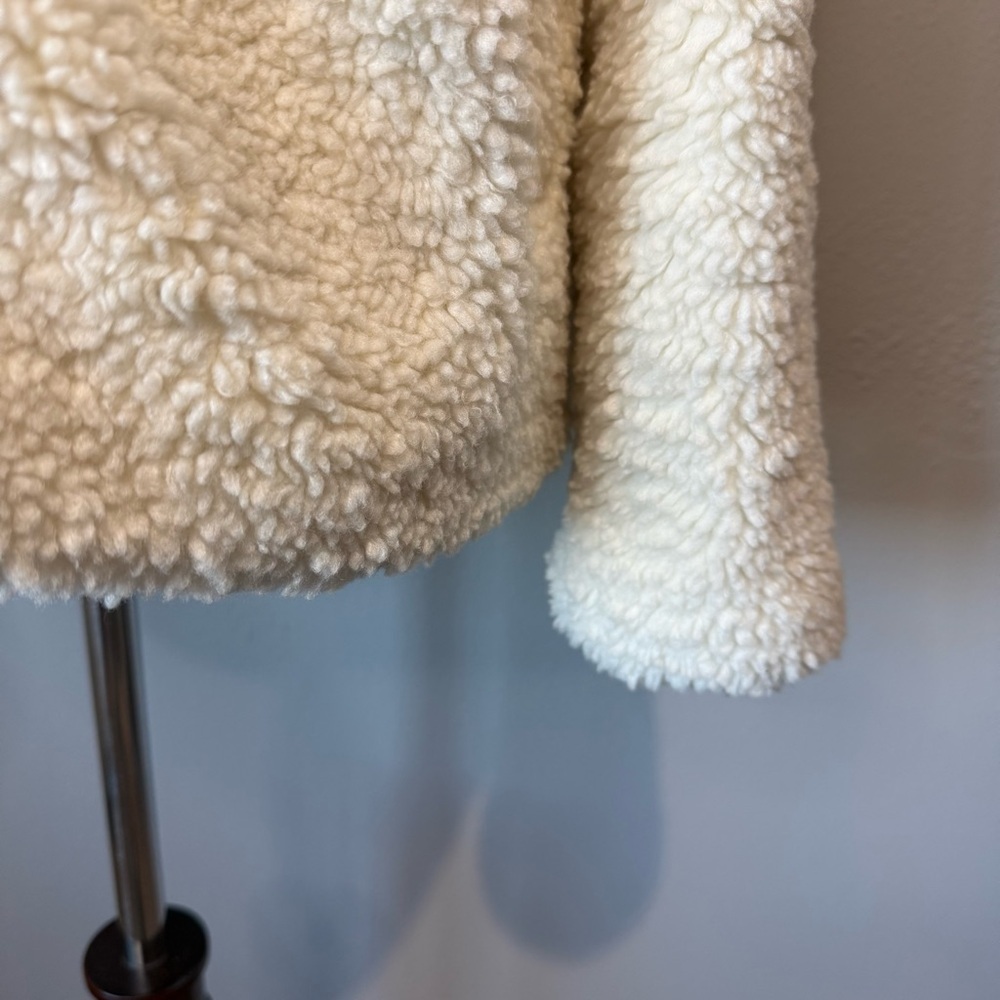 Women's Cream Sherpa Teddy Jacket - Picture 6 of 8